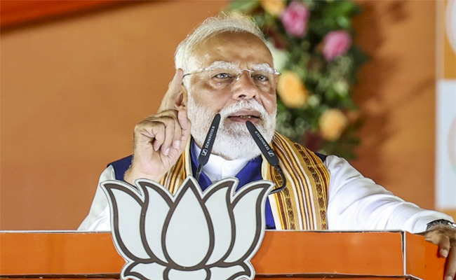 Bengal's TMC govt not run from state secretariat, but by party-sheltered criminals: Modi